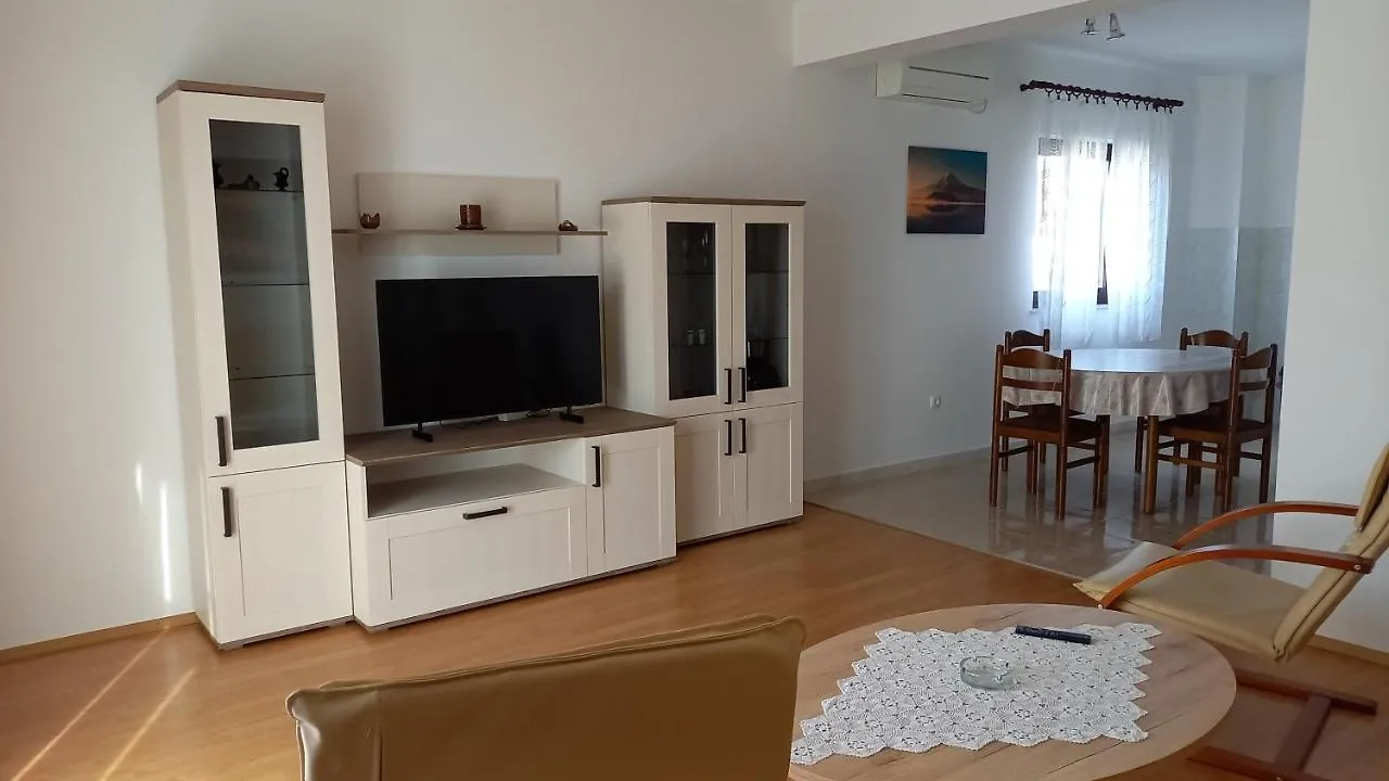 Apartamento Apartmani Danica Biograd Na Moru